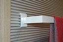Percha blanca para lama de aluminio 60x10cm