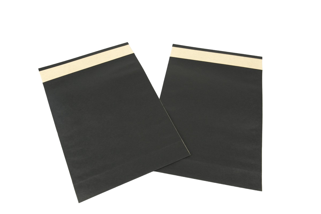 Sobre Negro Papel Fuerte 39X30+12 50 unidades