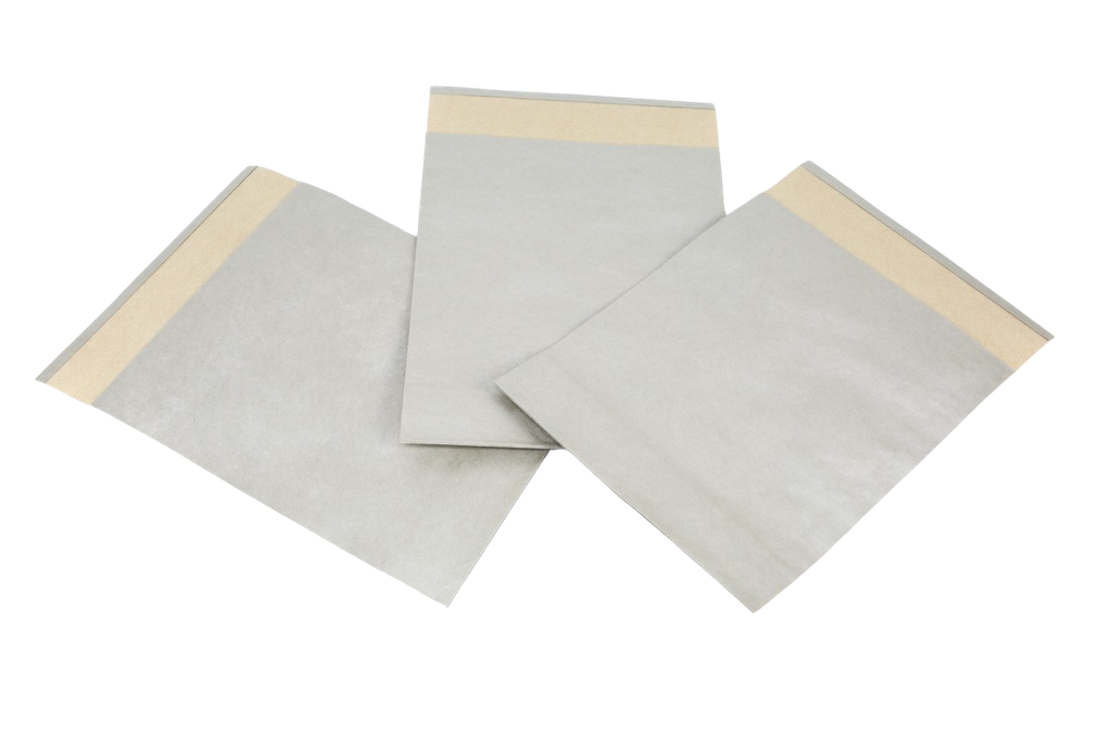 Sobre Plateado Papel Fuerte 30X25+9cm 50 unidades