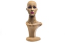 Cabeza de mujer morena