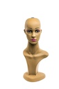 Cabeza de mujer morena