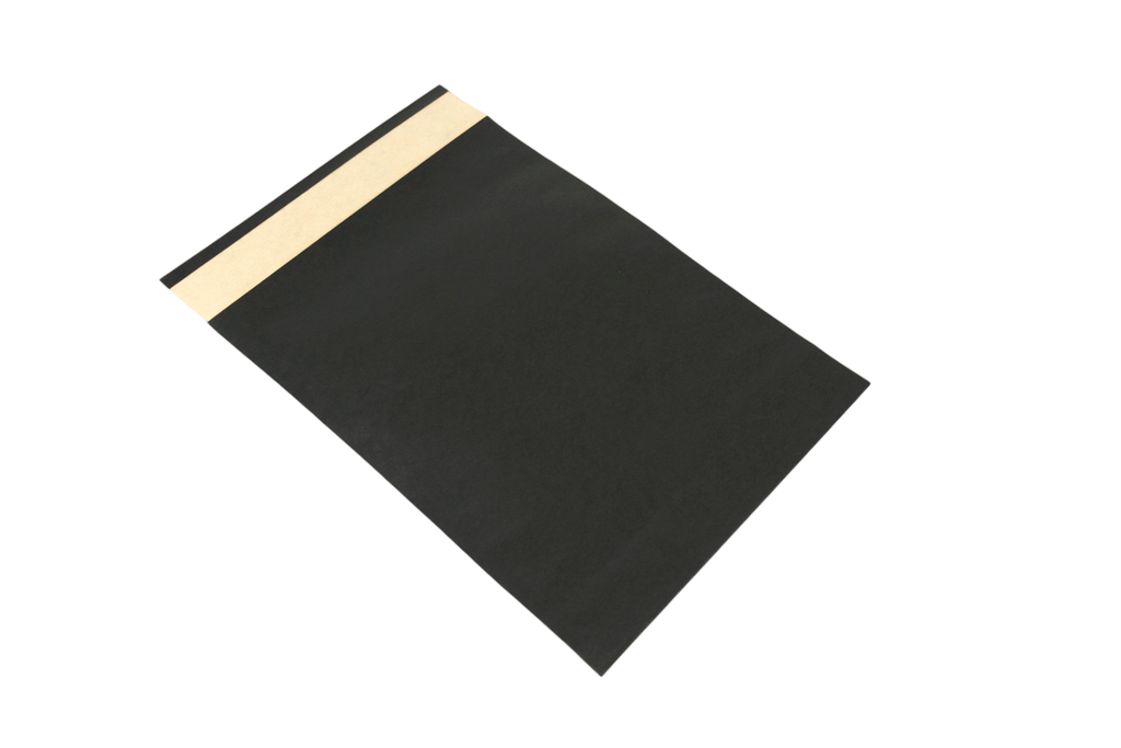 Sobre Negro Papel Fuerte 39X30+12 50 unidades
