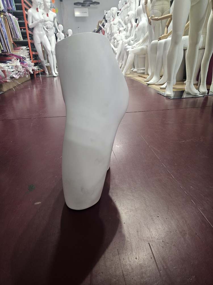 Cadera de Niña En Blanco 