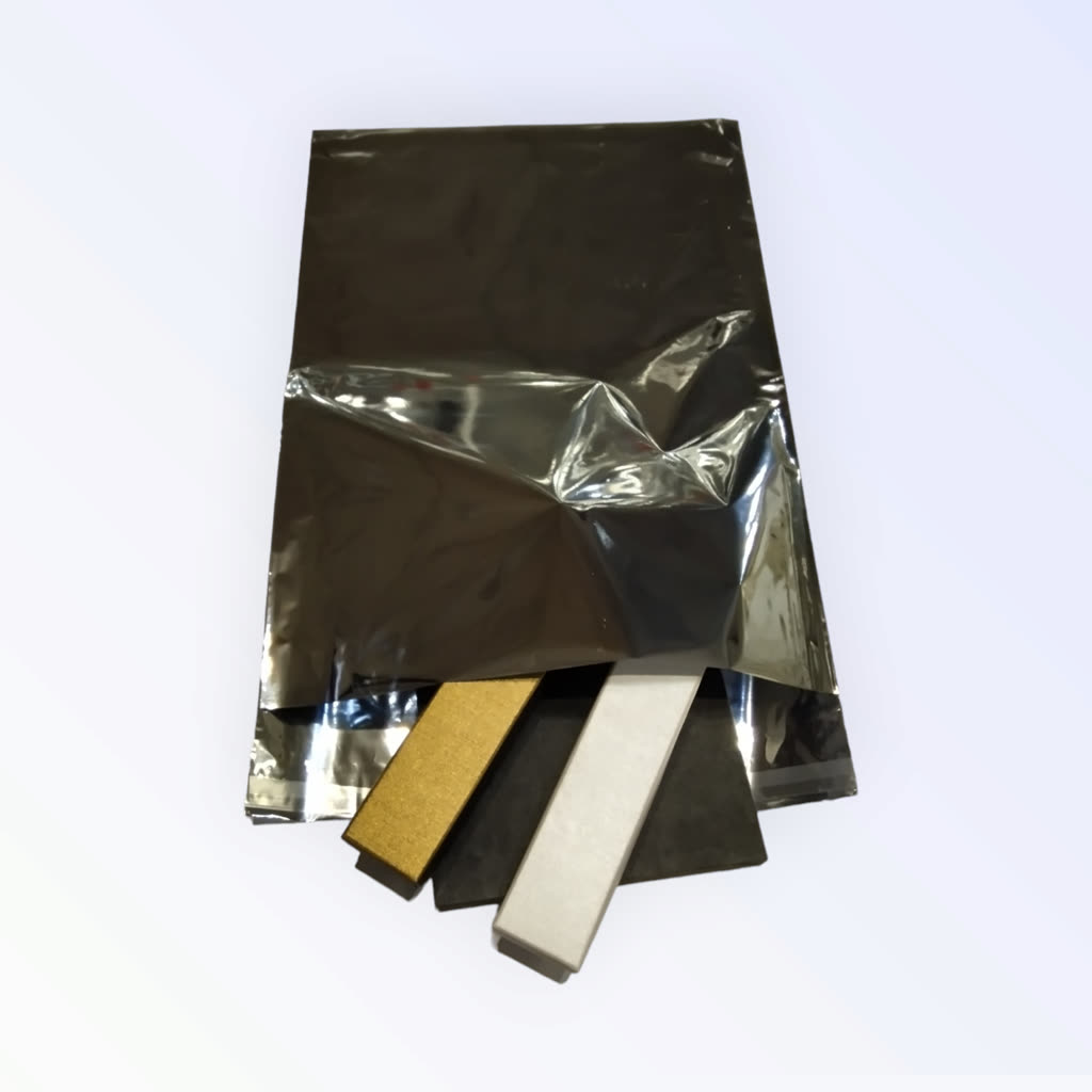 Sobres Metalizados Plateados con Adhesivo, 40X60+6cm, 50 unidades