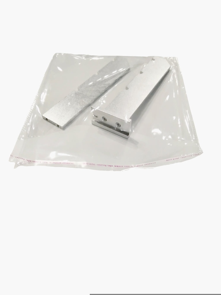 Bolsa de plástico con solapa adhesiva 24X23+4 cm